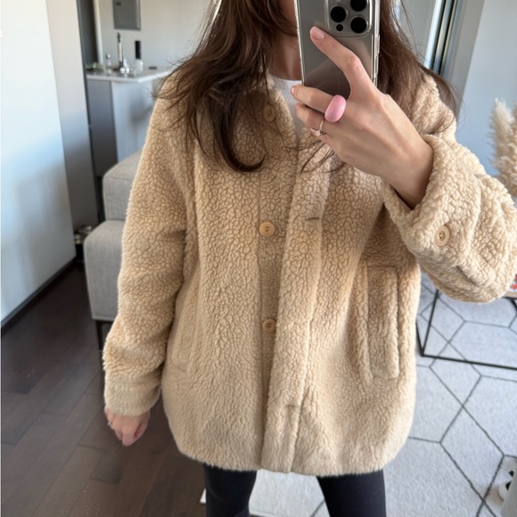 COS teddy coat - AS NEW - Picture 8 of 10